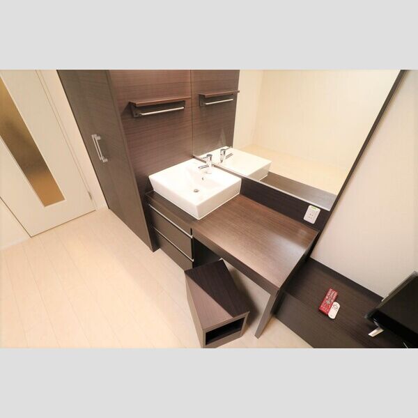 レオネクストファーストクラスの室内写真8枚目