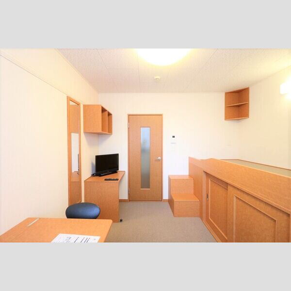 レオパレス三条東山の室内写真3枚目