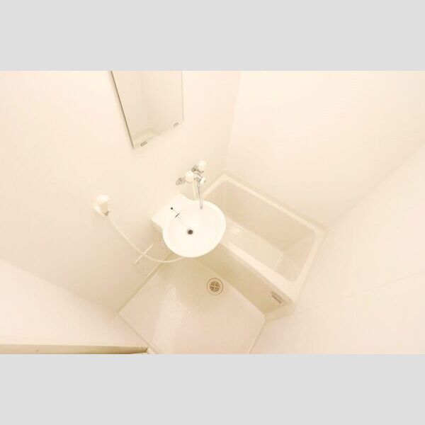 レオパレスグローバルIIIの室内写真16枚目