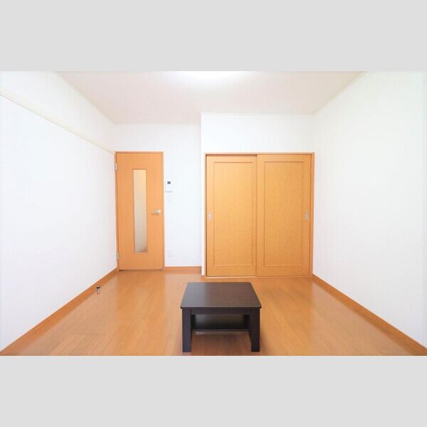 レオパレス鳴滝の室内写真3枚目