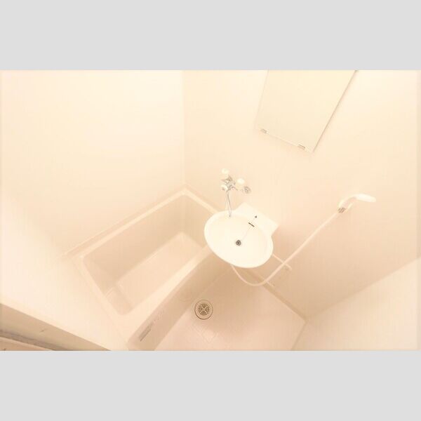 レオパレス鳴滝の室内写真6枚目