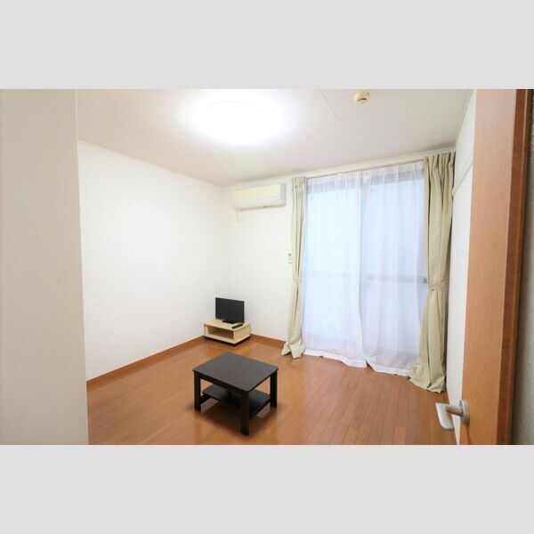 レオパレス鳴滝の室内写真9枚目