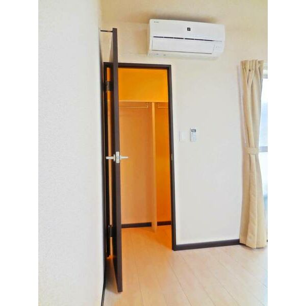 レオネクストパークヴェルブィルの室内写真9枚目