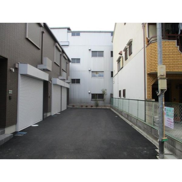 Djamila Maison(ジャミラ メイソン)の外観2枚目