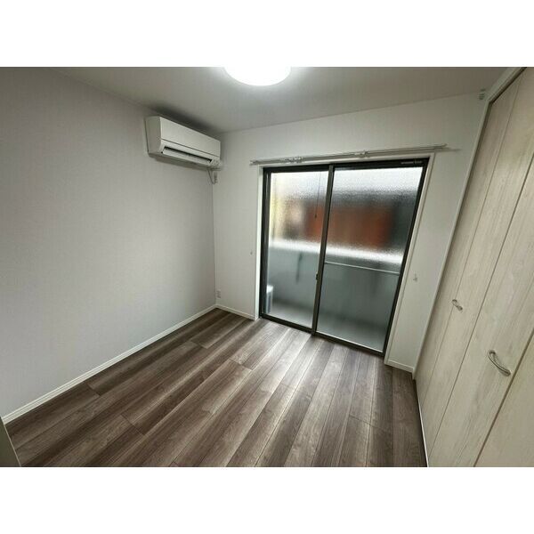 クレセント江坂の外観4枚目