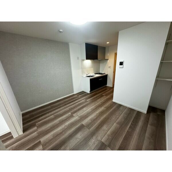 クレセント江坂の外観9枚目