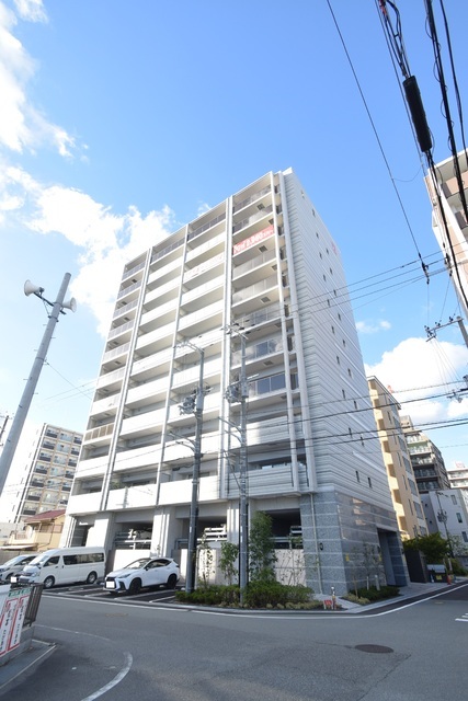 パレ・ロワイヤル栗山の外観2枚目