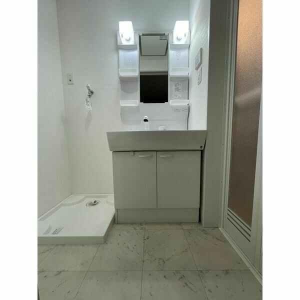 ART TENDO EASTの外観3枚目