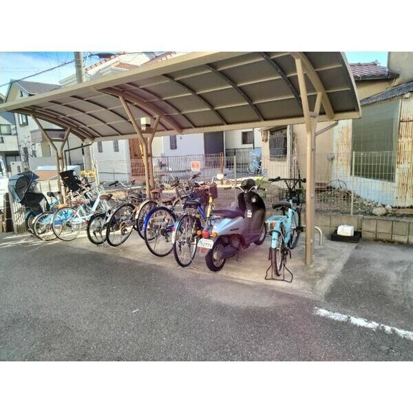 フォレストコート逆瀬川の外観3枚目