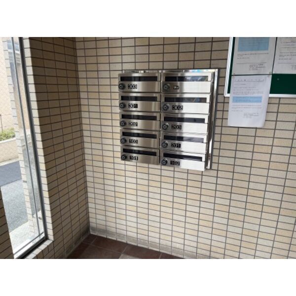グランソレーユの外観3枚目