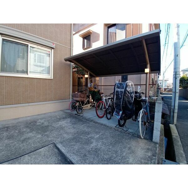 Agapanthus B棟 Bの外観4枚目