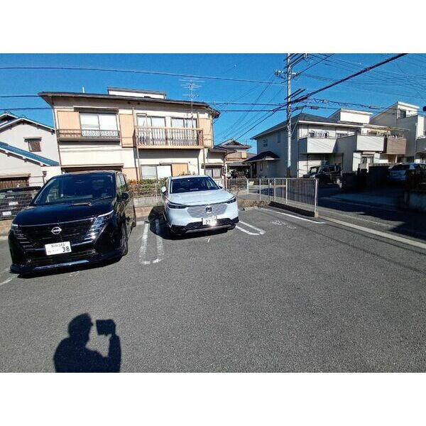 Agapanthus B棟 Bの外観5枚目