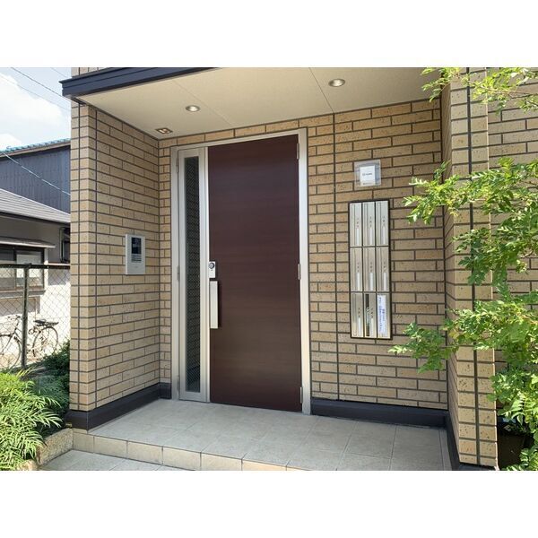 リュバン鳳の外観2枚目