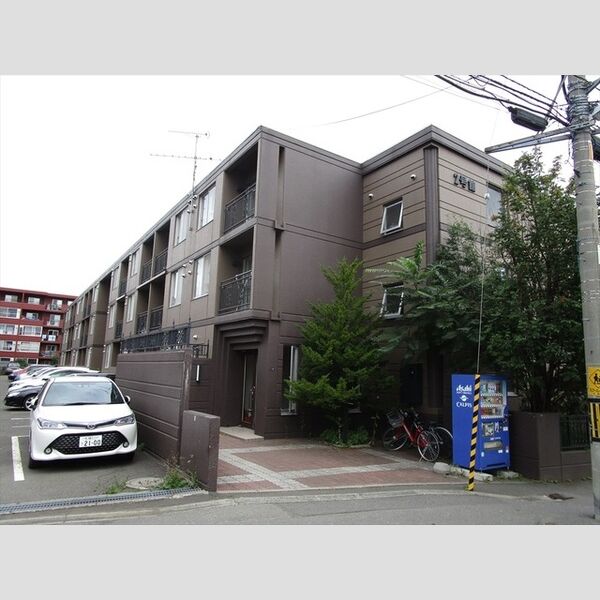 ホークメゾン札幌2号館 画像1
