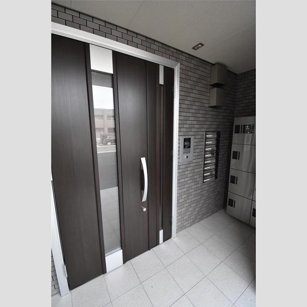 ユアメゾン神田の外観2枚目