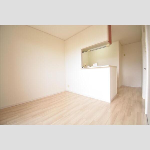 アーバンコートIIIの室内写真1枚目