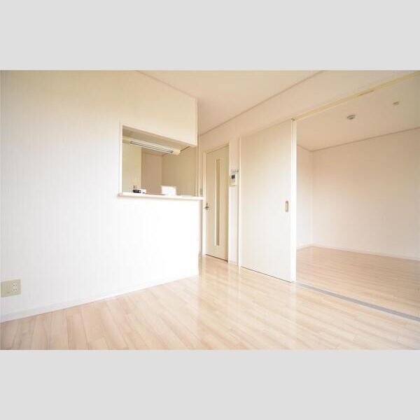 アーバンコートIIIの室内写真7枚目