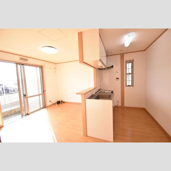 ファミールDの室内写真7枚目