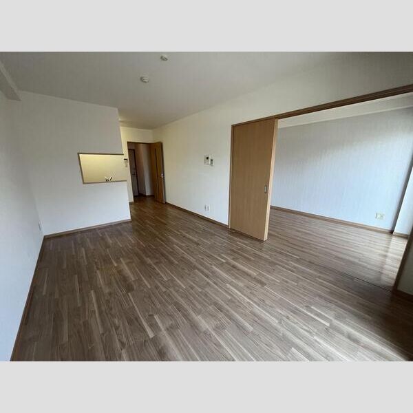 紫蘭の室内写真1枚目