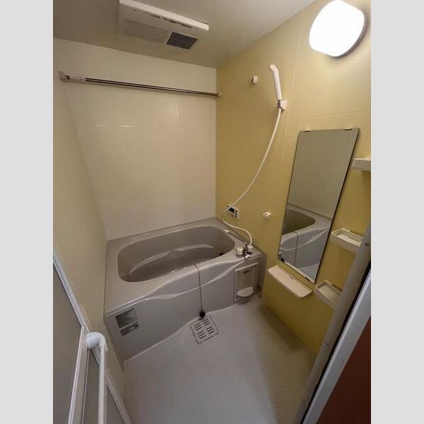 紫蘭の室内写真4枚目