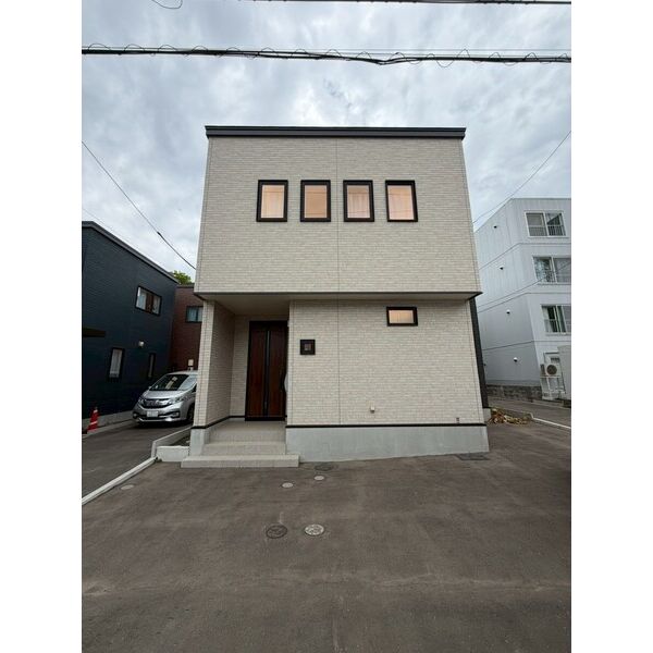 川沿13条1丁目戸建 画像1