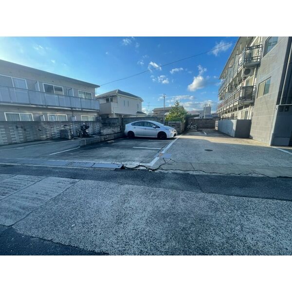 駐車場_none