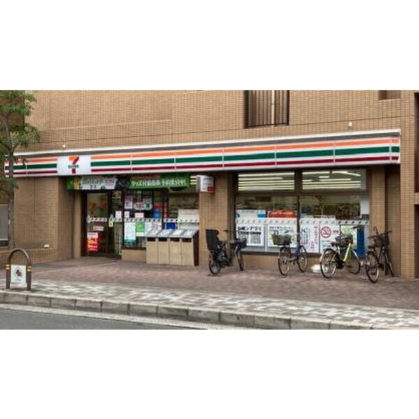 ライブガーデン江坂の外観5枚目