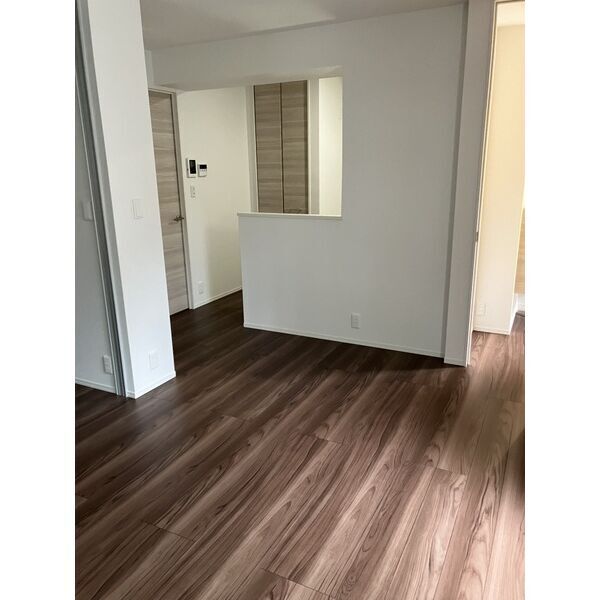 コージーフラットの室内写真3枚目