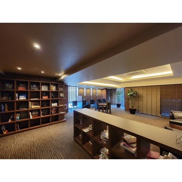 プレサンスレジェンド堺筋本町タワーの外観7枚目