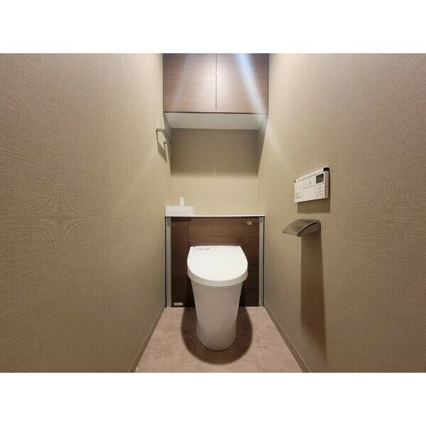 プレサンスレジェンド堺筋本町タワーの室内写真3枚目