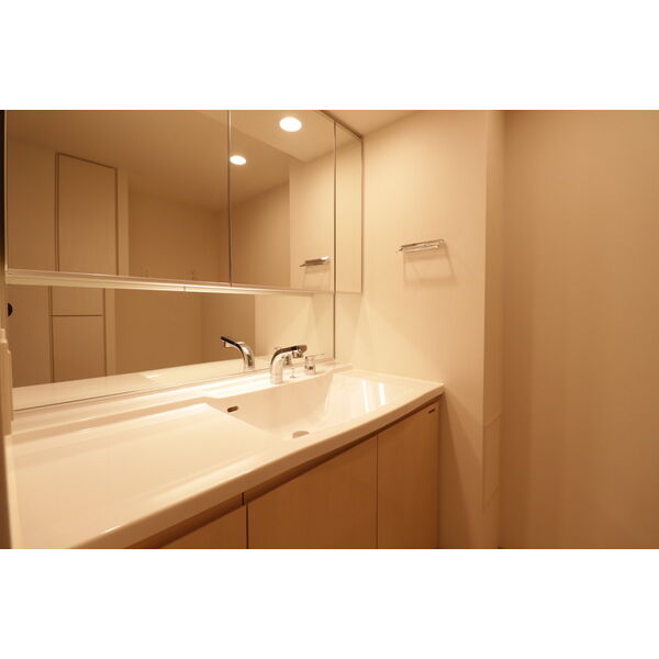 シエリアタワー大阪福島の室内写真5枚目