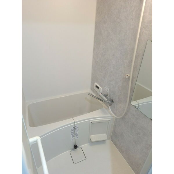 THE RESIDENCE Hの室内写真7枚目