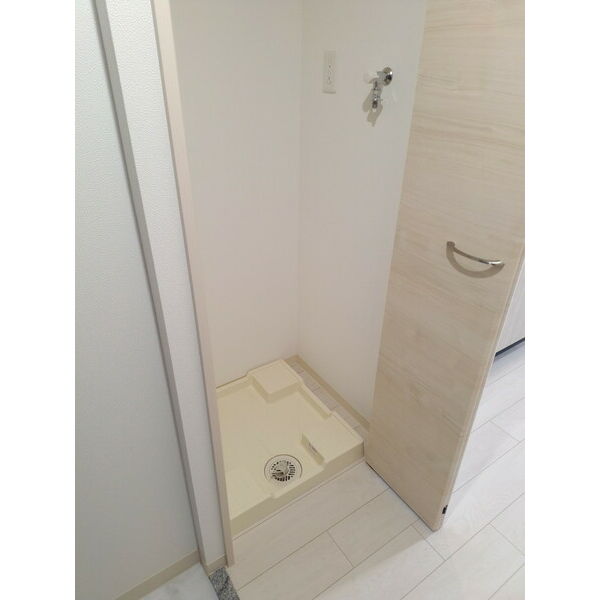 THE RESIDENCE Hの室内写真9枚目