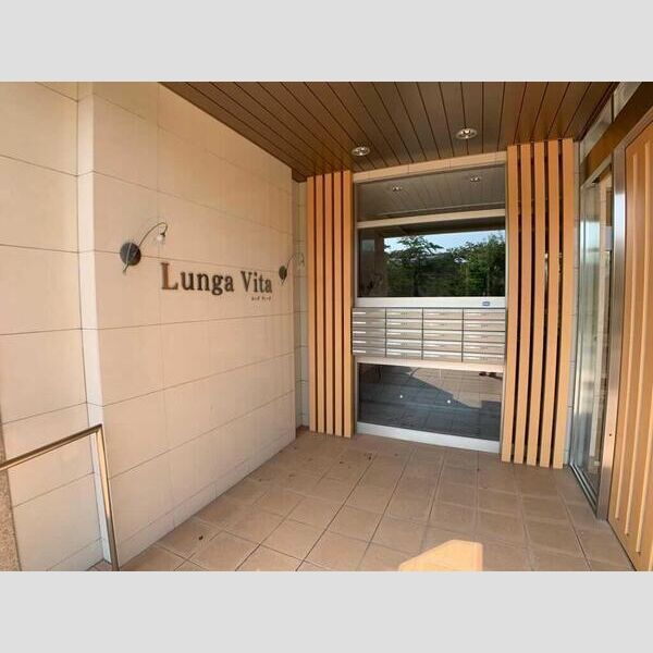 ルンガヴィータの外観2枚目