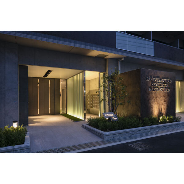 江坂プライマリーワンの外観4枚目