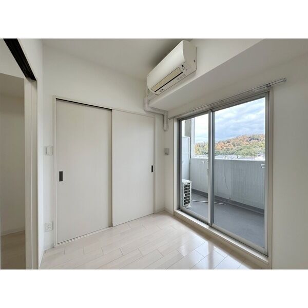 M:COURT江坂の室内写真3枚目