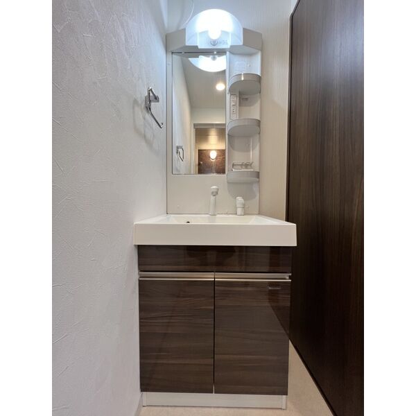 SK TRUST BLDの室内写真5枚目