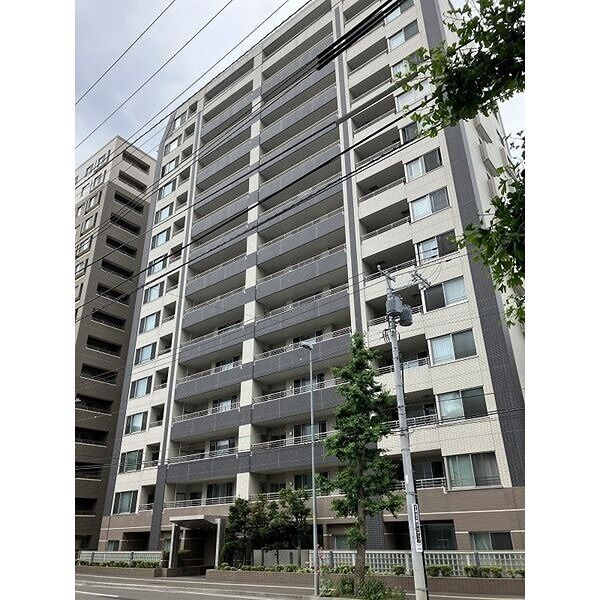 リアプロマンション外観