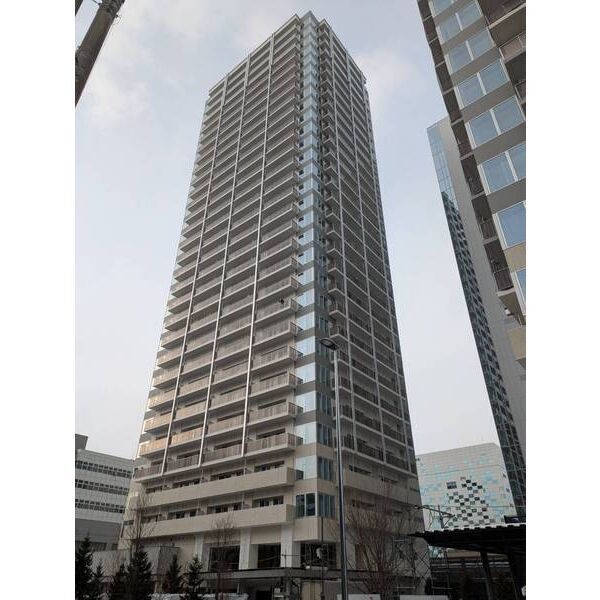 リアプロマンション外観