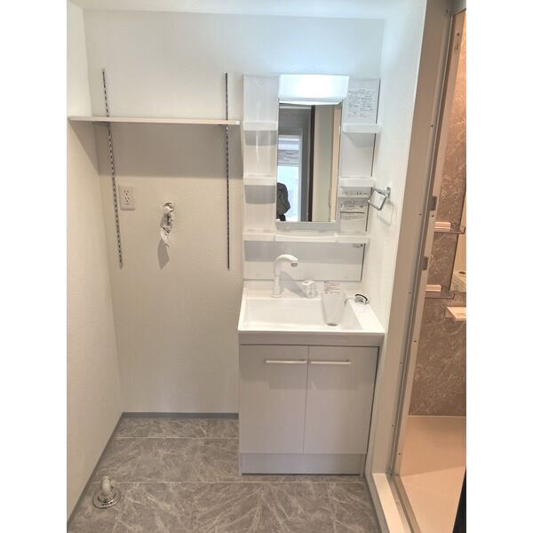 8 3W2(b)HACHI SANWESTNY 画像5