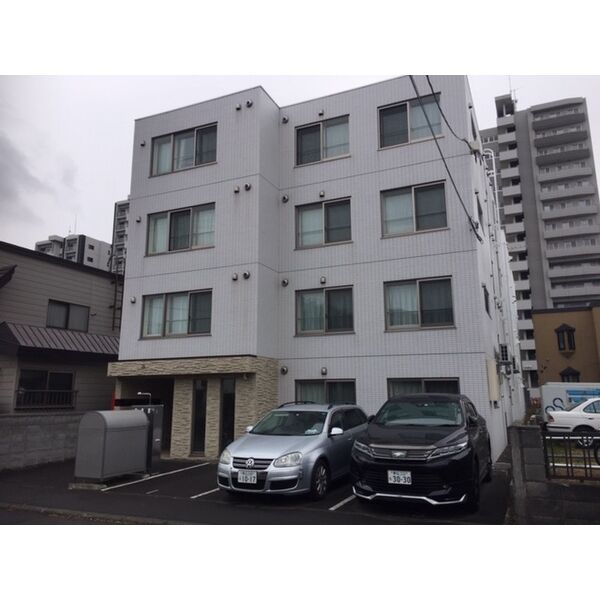ヴレネージュ平岸 画像1