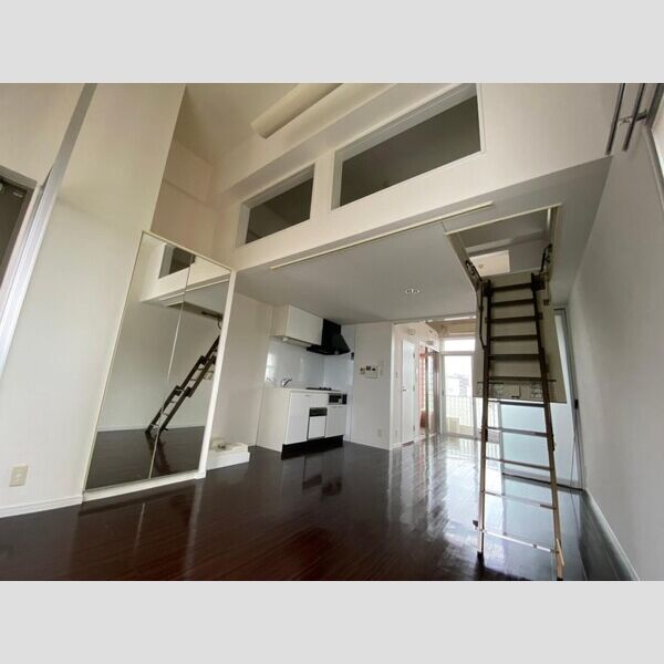 ZEUS難波crystalの室内写真2枚目