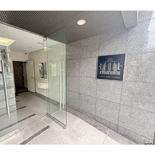 リーガル京町堀の外観2枚目