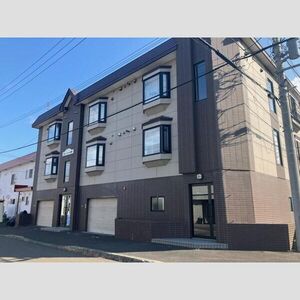 パレーシャル西野