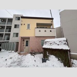 北8東6の家