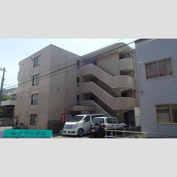 リアプロマンション外観