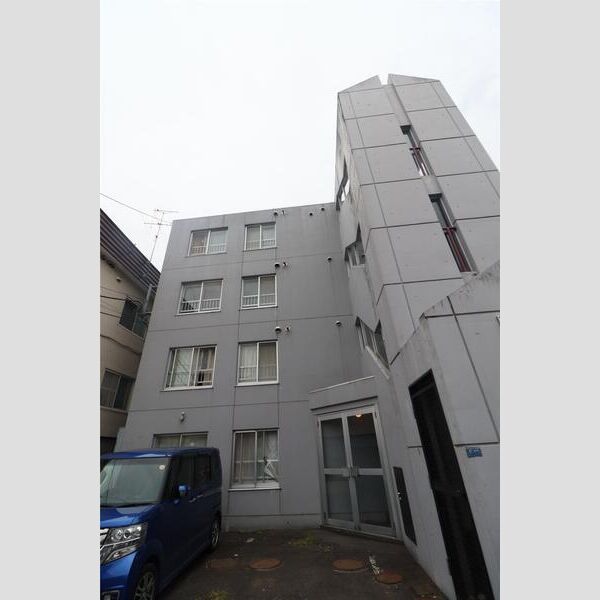 敷地内／建物