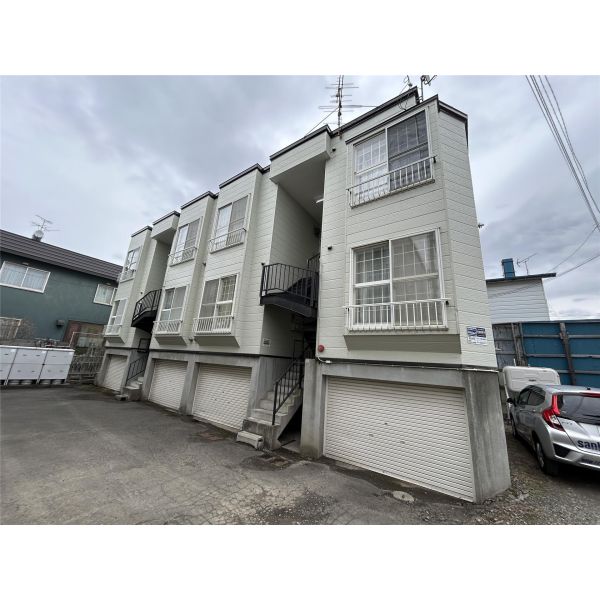敷地内/建物