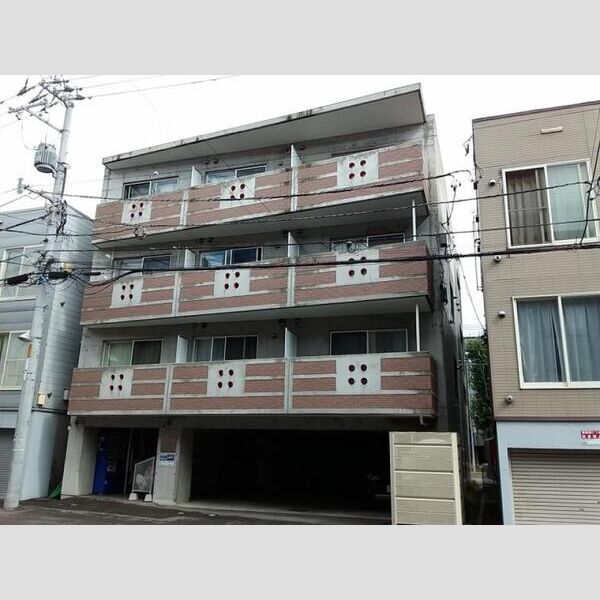 リアプロマンション外観