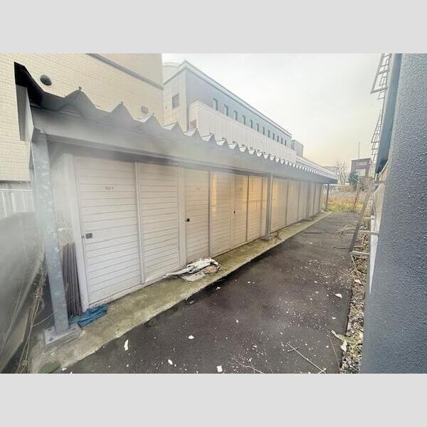 敷地内／建物